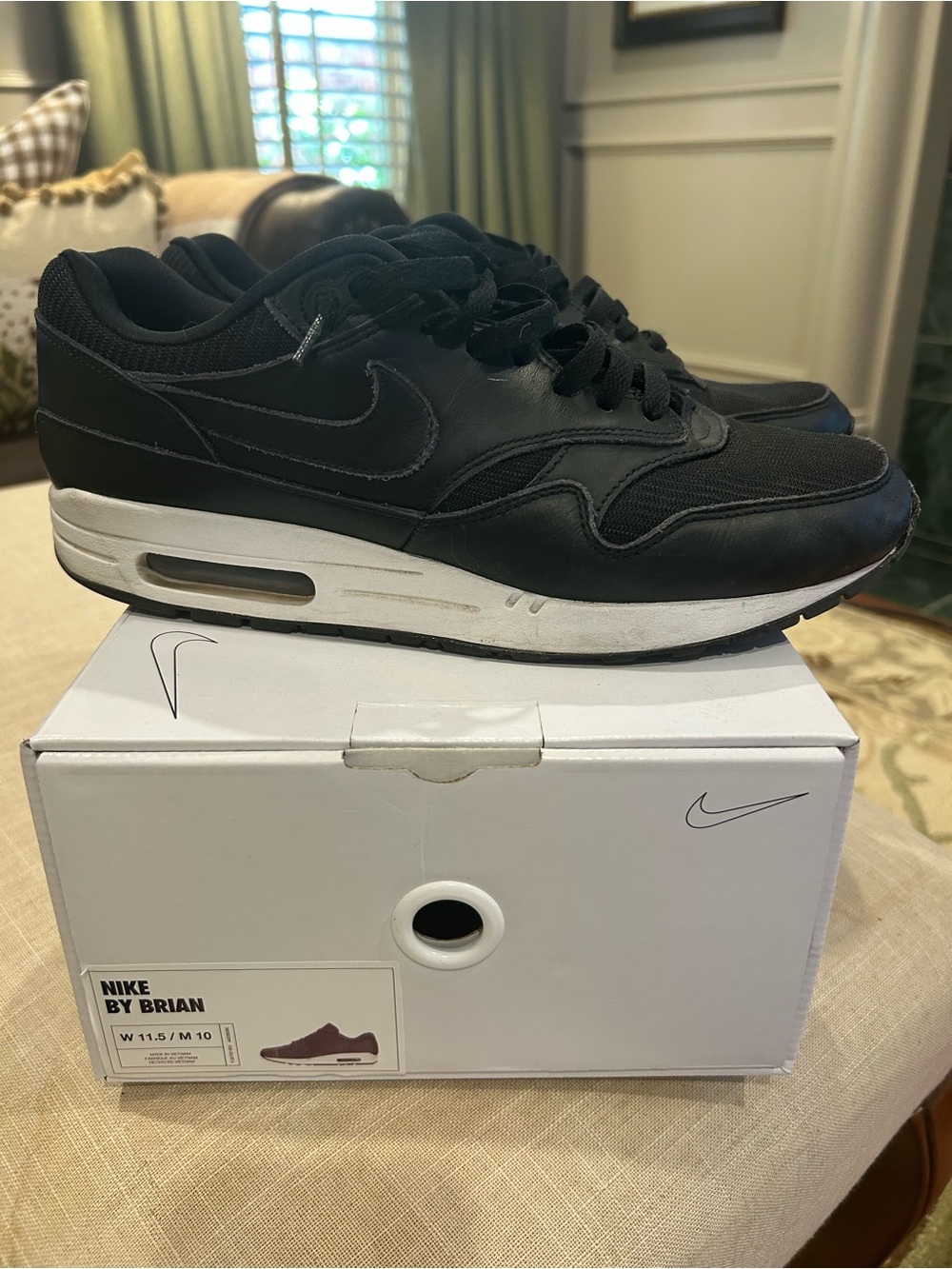 Nike Men’s Air Max 1 custom Nike by You — Black